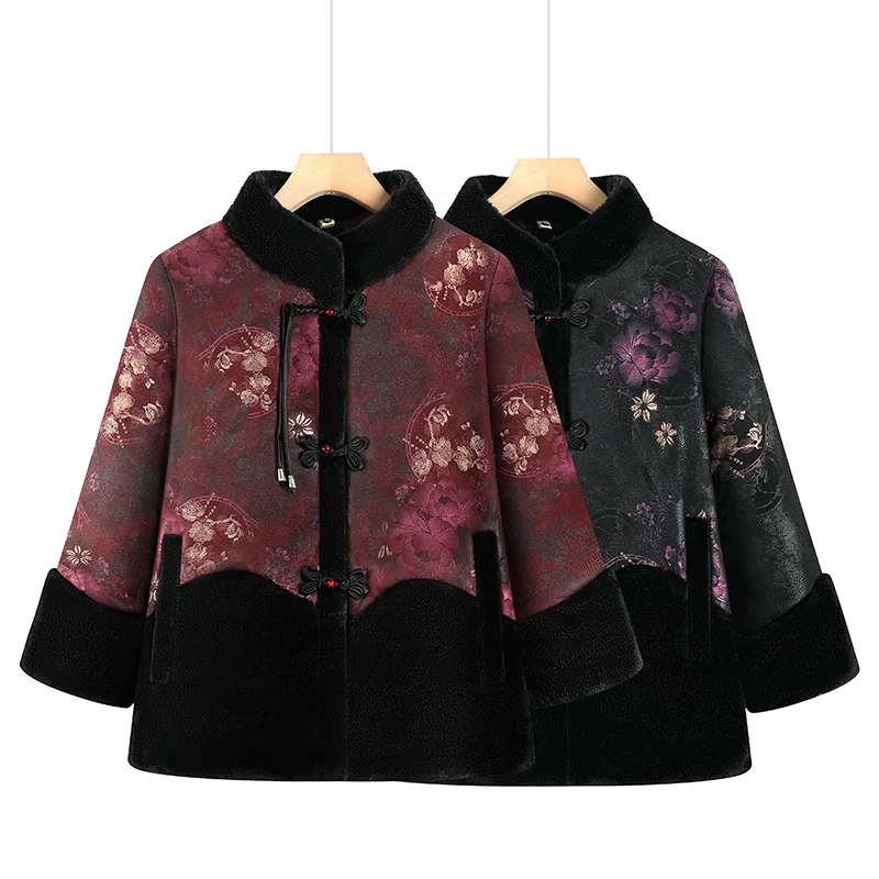 秋冬加绒加厚棉袄盘扣中老年女装宽松型老年人洋气奶奶装上衣外套