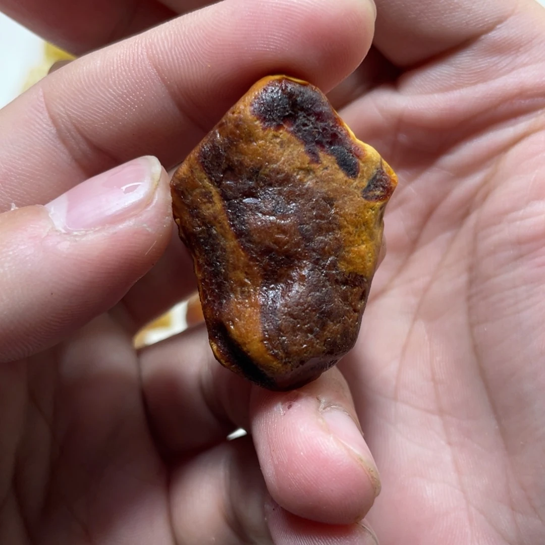 定制琥珀A****e天然原矿