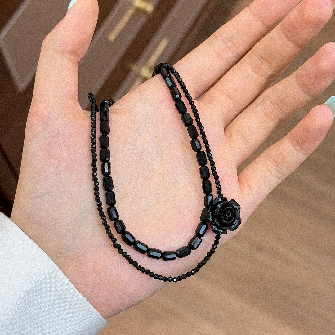 铜合金树脂项链 铜合金树脂项链时尚精致气质黑玫瑰串珠项链配饰