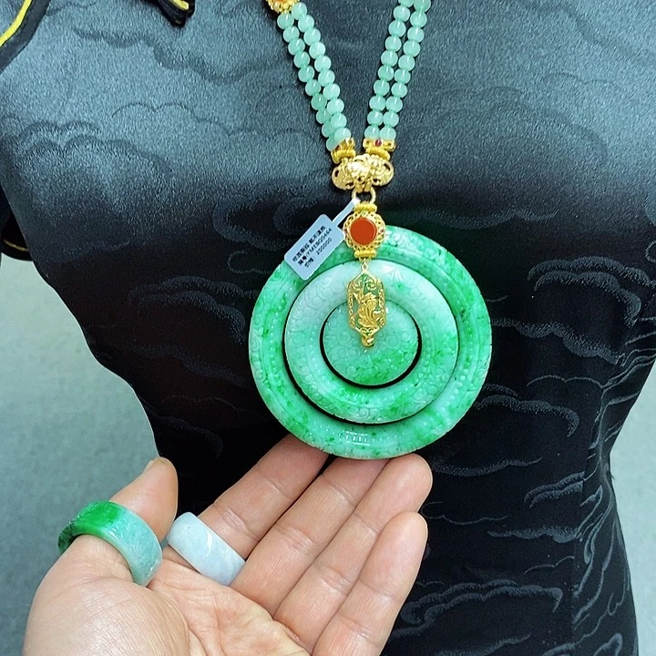 翡翠吊坠(不含链)未镶嵌手链