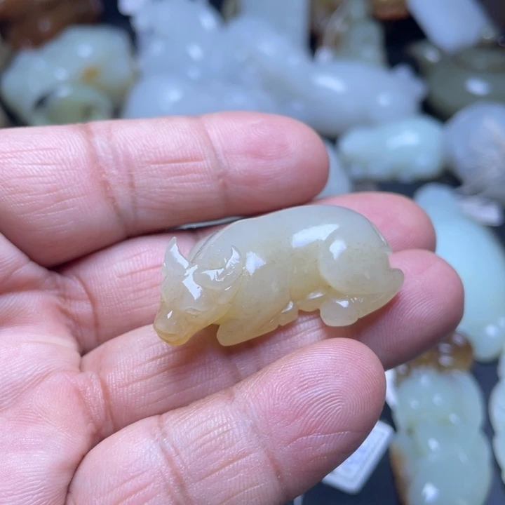 和田玉吊坠(不含链)未镶嵌M*