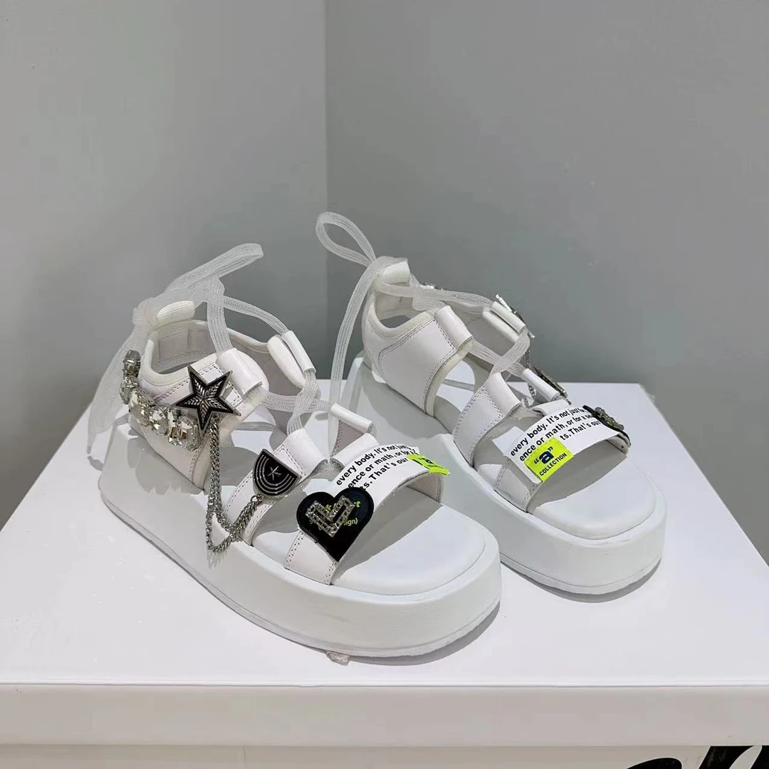 现货G18｜潮流百搭时尚高端凉鞋女｜半码拍小｜22110