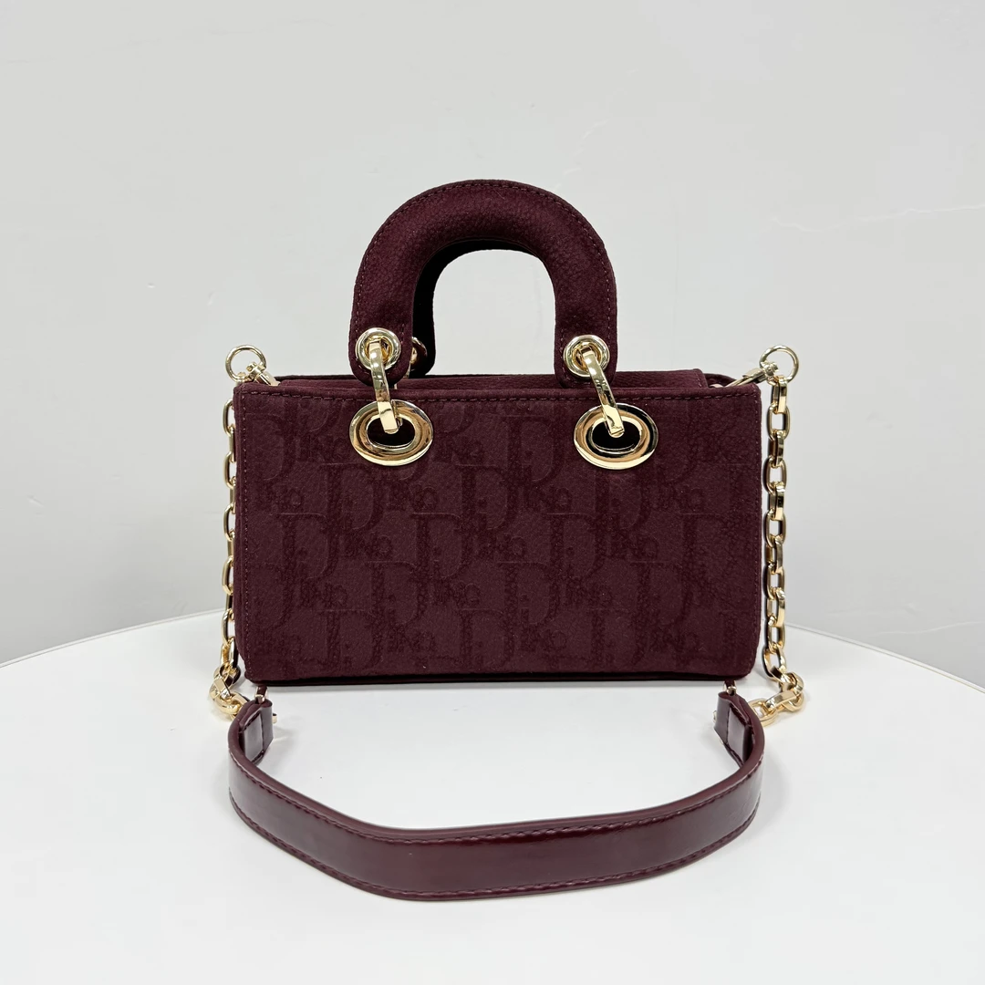 A636乘风· 新款时尚百搭女包【酒红色】