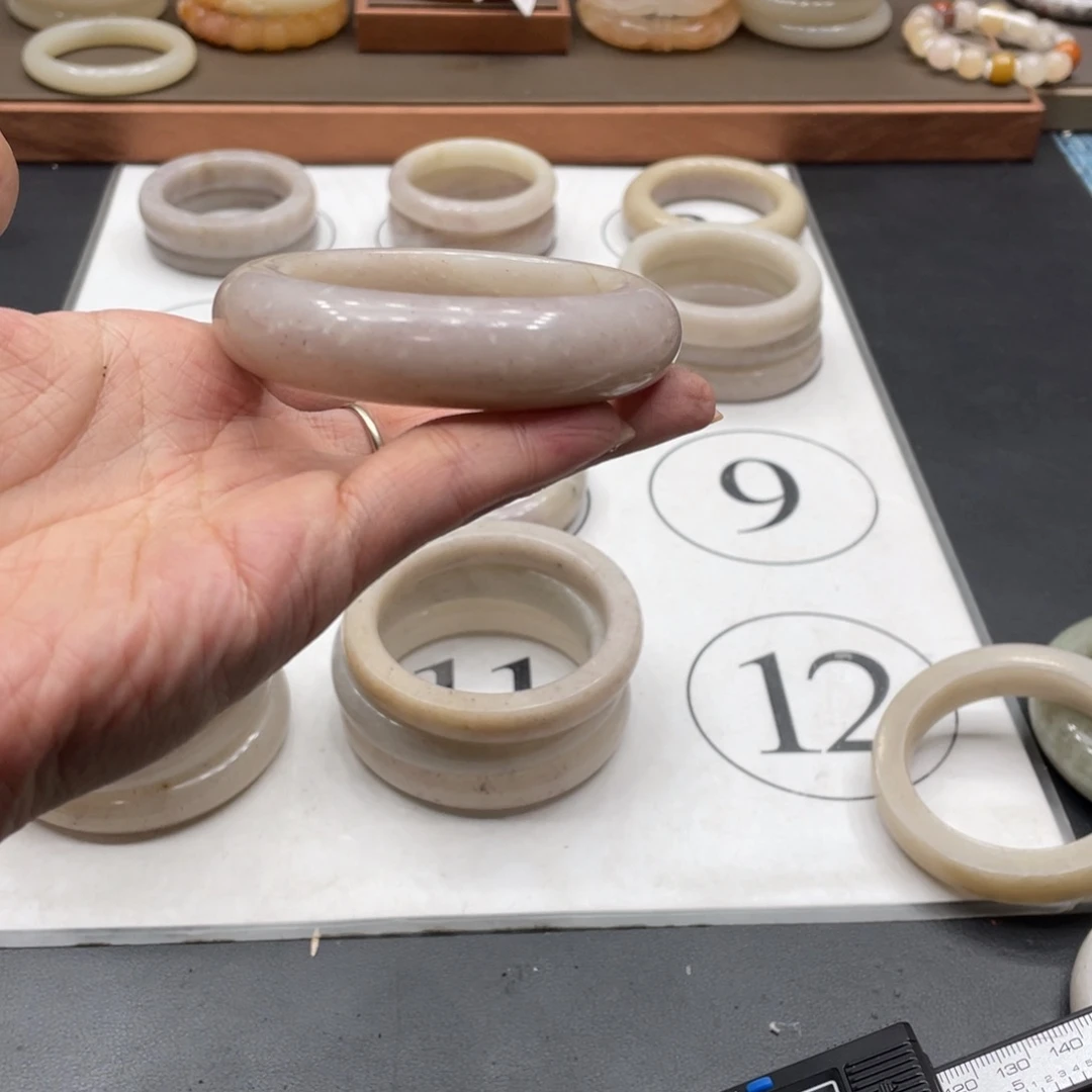 查罗石手镯未镶嵌淡**风