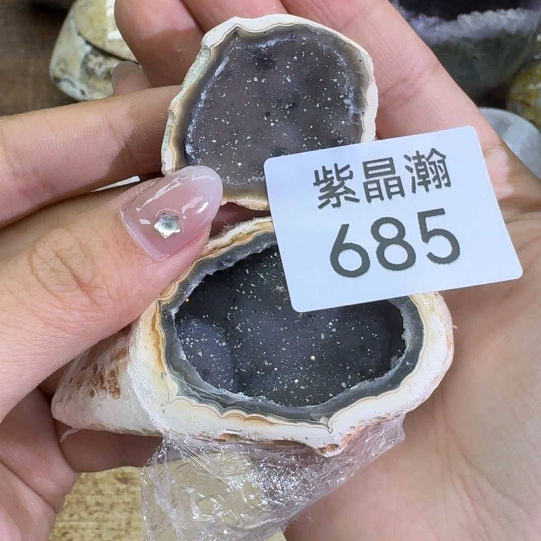 未镶嵌水晶大型摆件（非配饰）