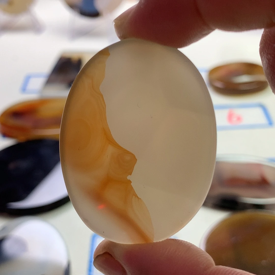 未镶嵌玛瑙/玉髓珠宝半成品