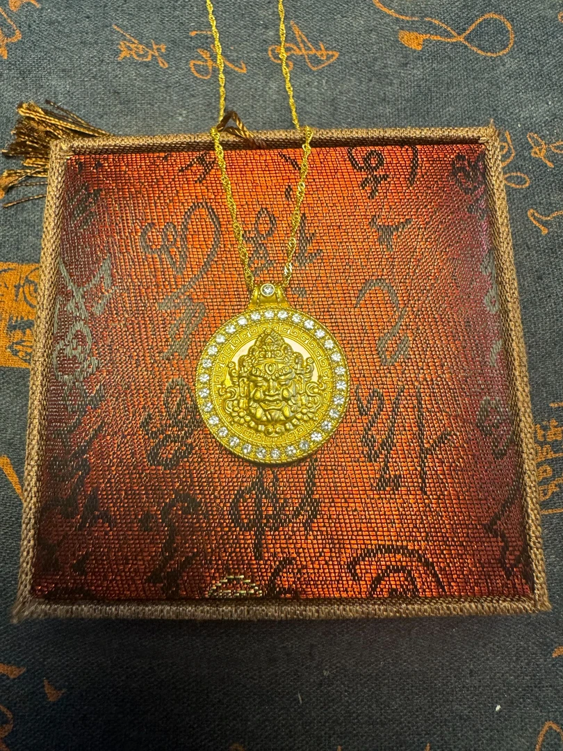 D404-缅滇精工挂件