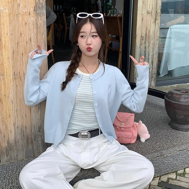 新年红穿搭刺绣针织衫女春秋韩系chic小香风内搭毛衣开衫外套上衣