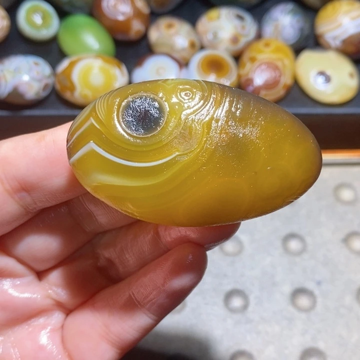 未镶嵌玛瑙/玉髓珠宝半成品91