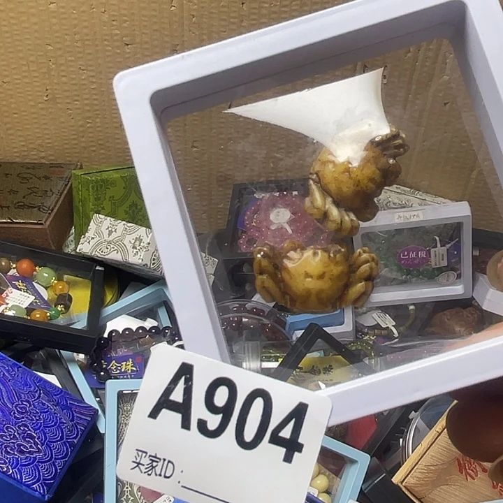 3***9手工艺品琉璃郑记吕兔头