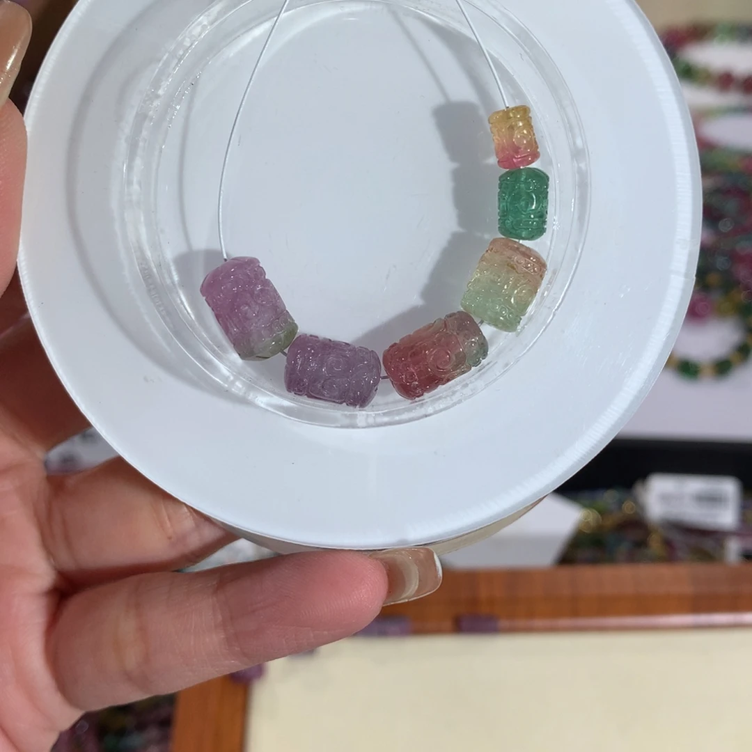 雕刻件未镶嵌碧玺6个的价格