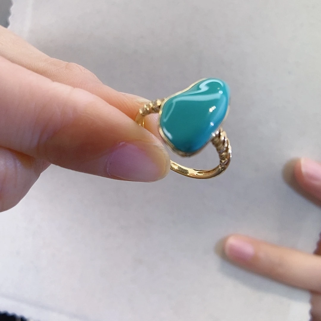 绿松石18K金镶嵌戒指个性随形高瓷蓝