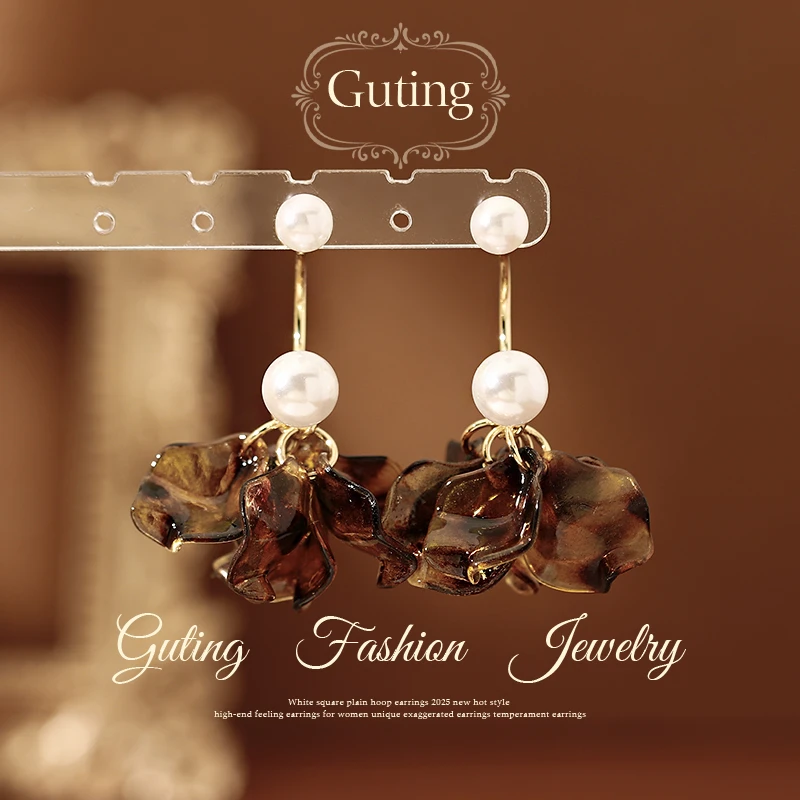 铜合金耳饰 22486美拉德褶皱花朵耳钉女轻奢高级感气质耳饰耳环