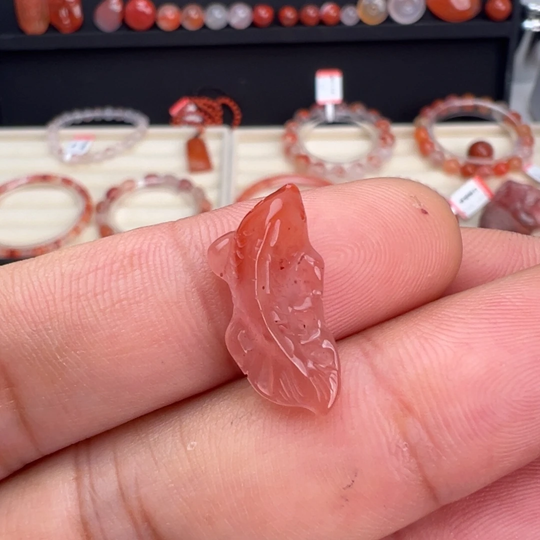 南红玛瑙未镶嵌川料新版锦鲤