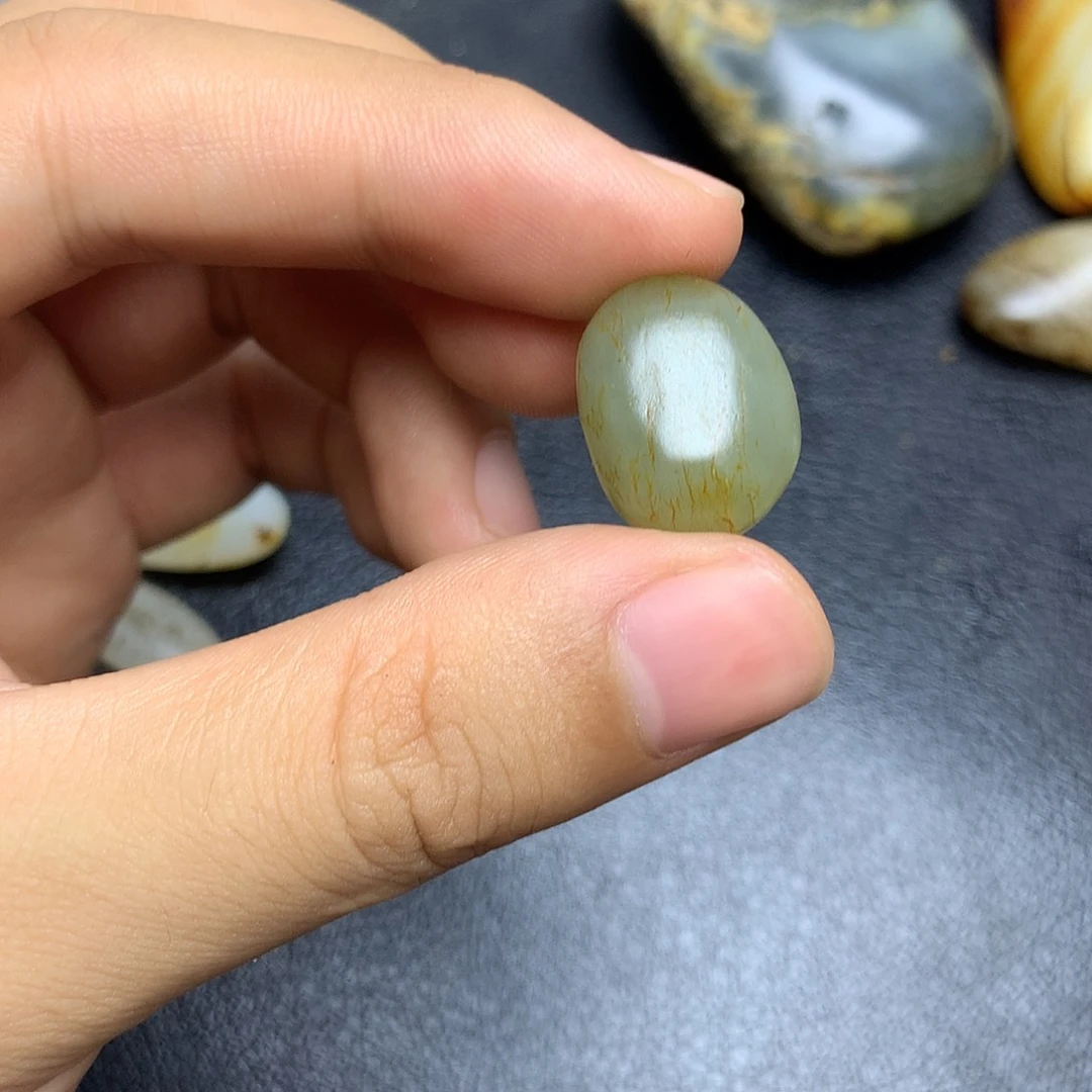 未镶嵌和田玉（糖玉）挂件