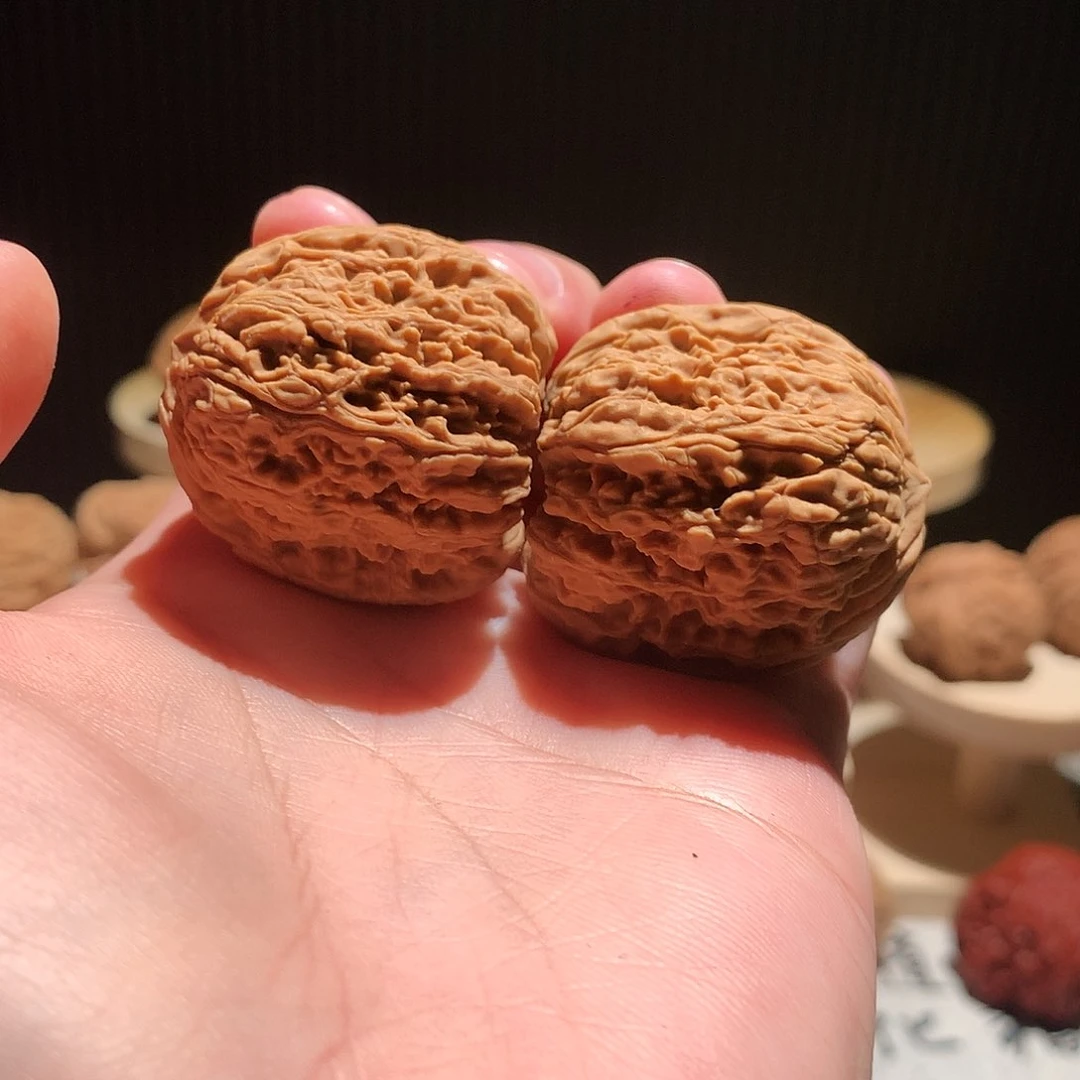 文玩核桃把件多*乐南疆