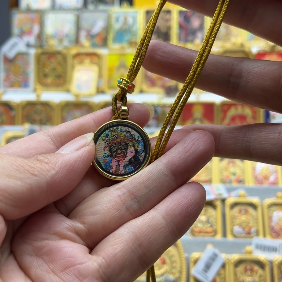 吊坠唐卡的历史悠久的文化