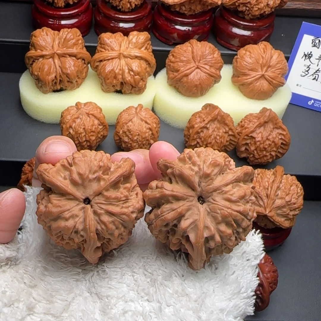 e***n文玩核桃把件官帽奔43