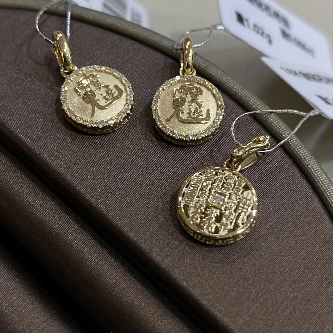 【18K金】2025蛇年吴邃大将军|吴老师K金吊坠，多样性发货1件|一口价