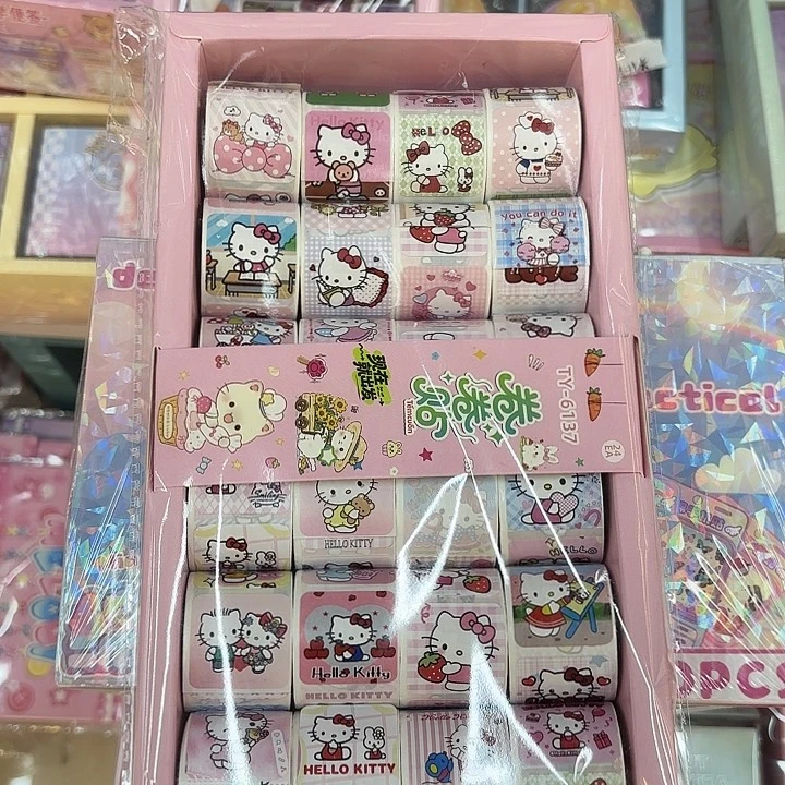 二十四个装凯蒂猫卷卷贴