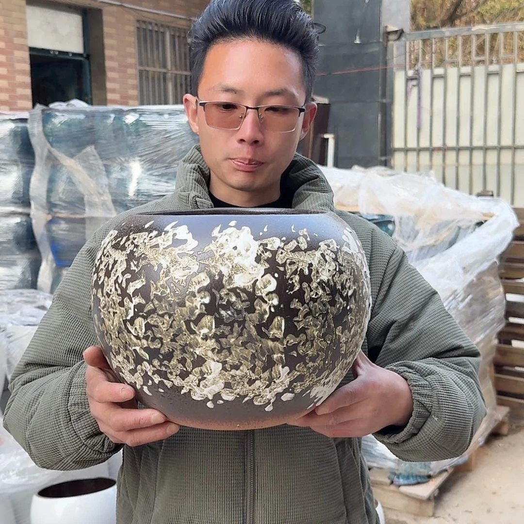 紫砂花盆口23高23（一个球姹寂黑色泼墨