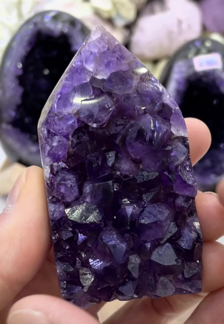 巴西乌拉圭紫水晶摆件