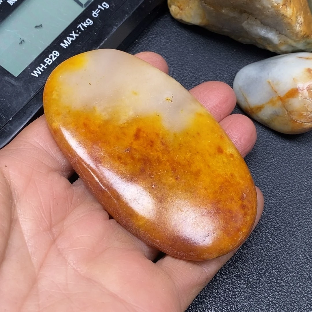 和田玉未镶嵌珠宝奇石