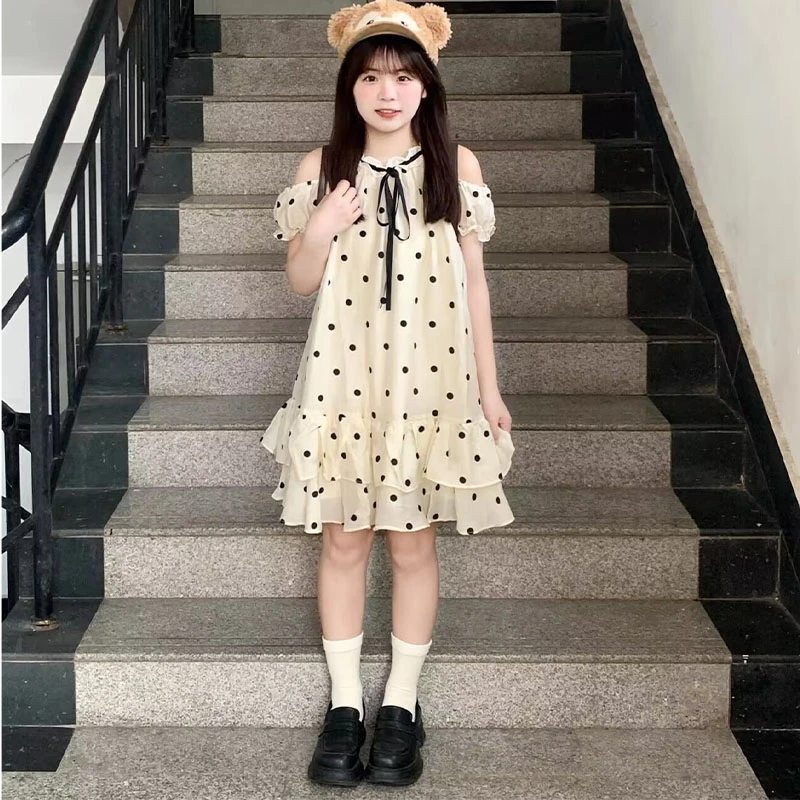 法式甜美露肩波点连衣裙女夏季2025新款小个子气质蓬蓬短裙娃娃裙