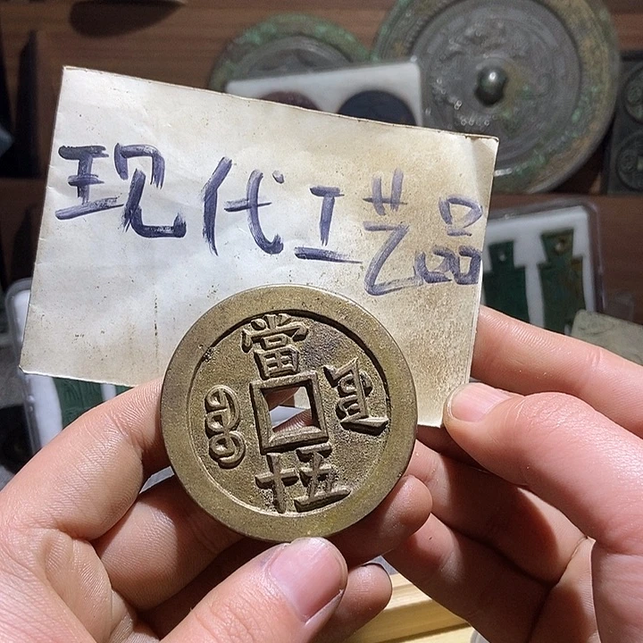 铜F****F现代翻砂制作工艺品