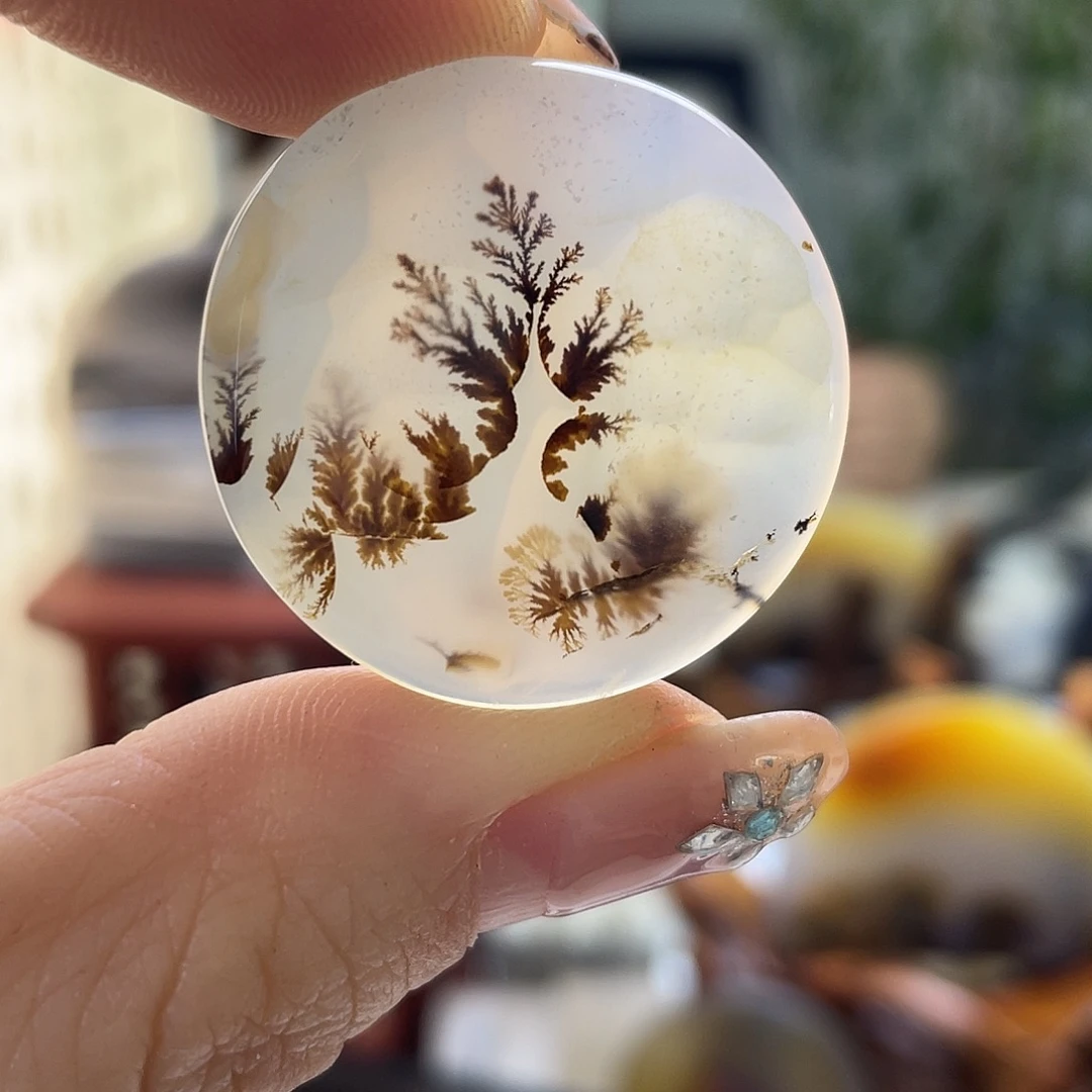 玛瑙/玉髓未镶嵌珠宝奇石