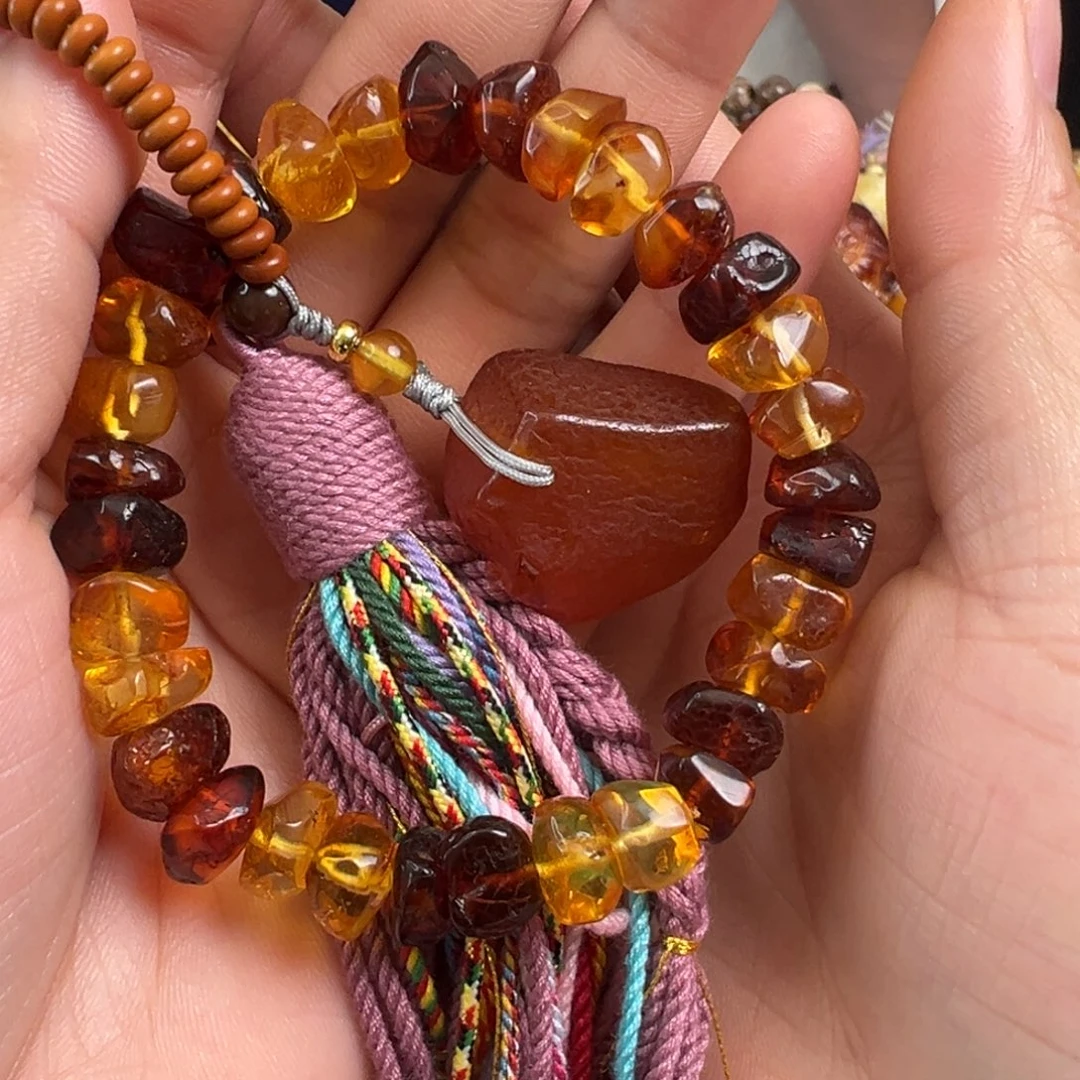 琥珀未镶嵌裸石琥珀