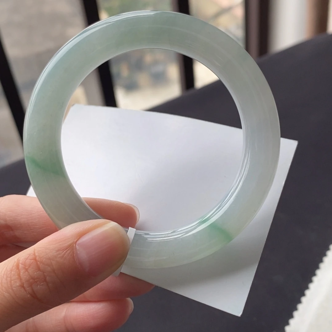 翡翠未镶嵌手镯53.7圆条晴绿飘金丝绿