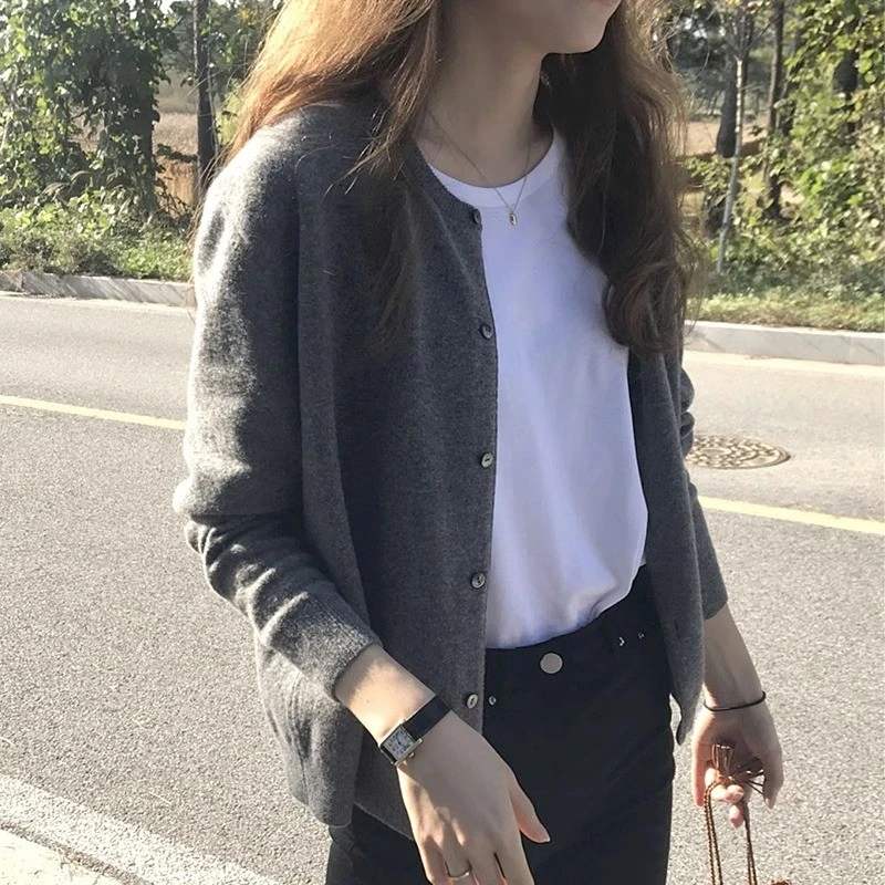春秋针织衫毛衣开衫女大码胖微胖灰色显瘦圆领外搭上衣外套冬季