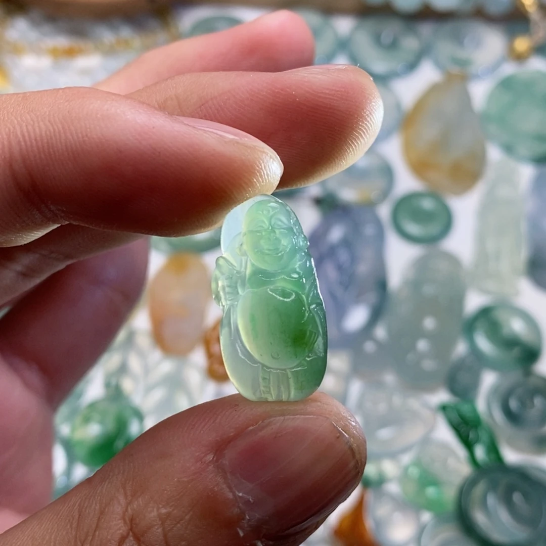 定制翡翠未镶嵌大**场翡翠