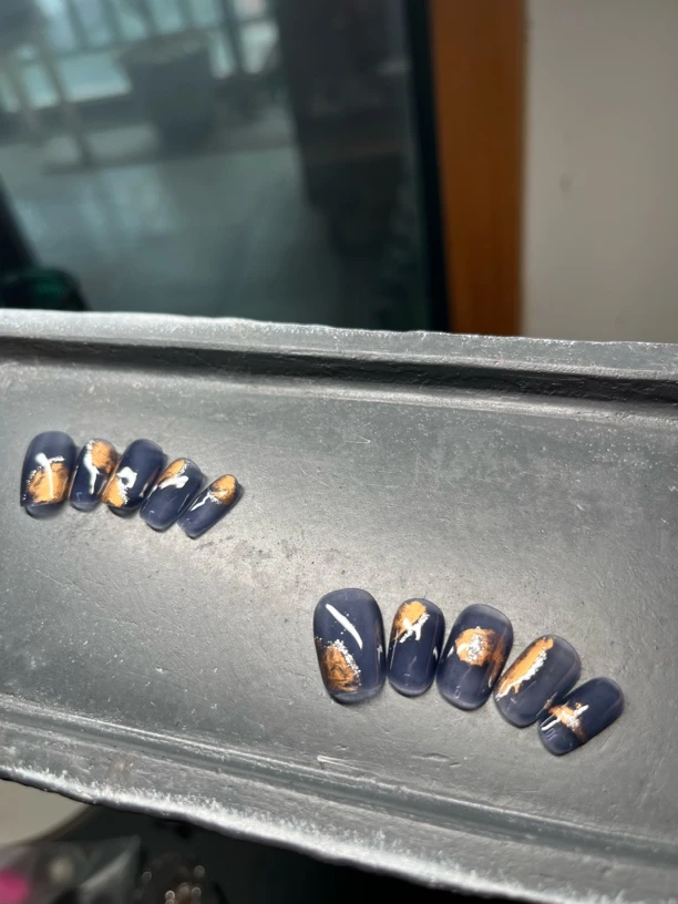 十一月第17集透寂蓝鎏金穿戴甲美甲手工气质蓝色穿戴式复古时尚