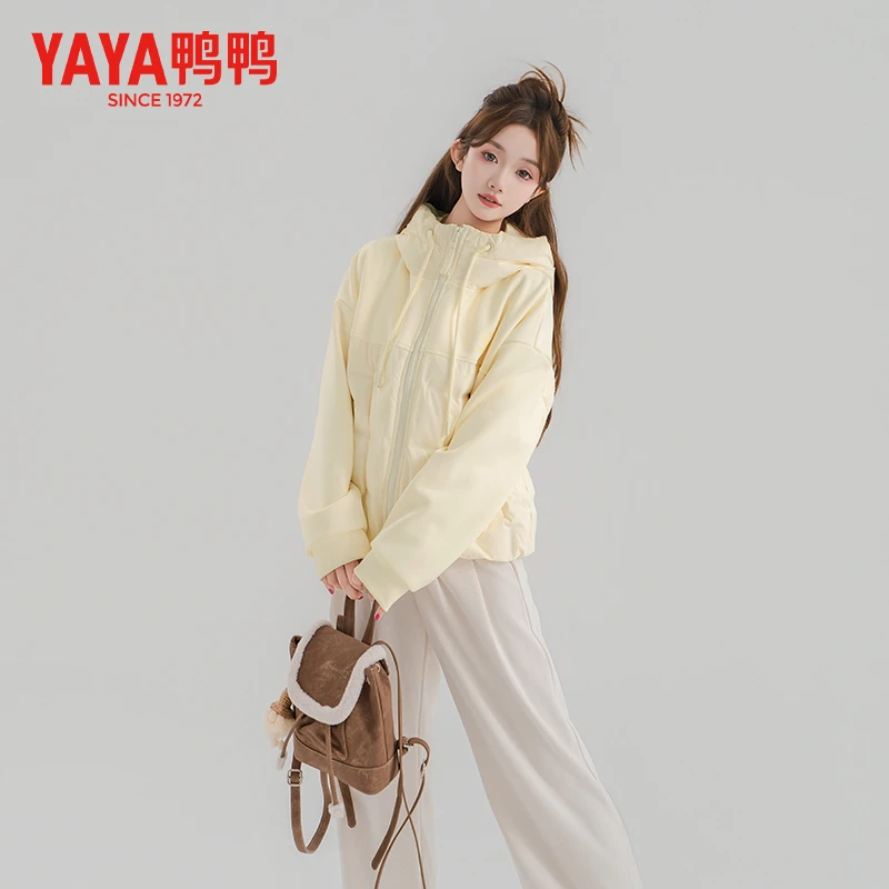 YAYA/鸭鸭运动90绒时尚休闲短款连帽薄款潮流羽绒服YE5A608961A