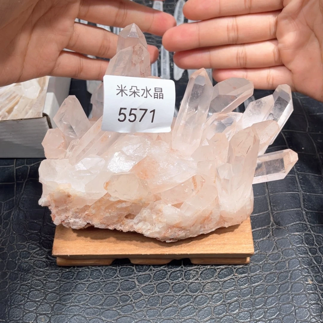 宠***己水晶珠宝半成品未镶嵌水晶