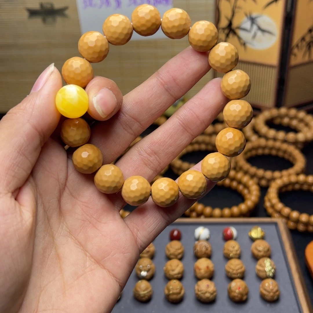 博***少猴头核桃吊坠猴头