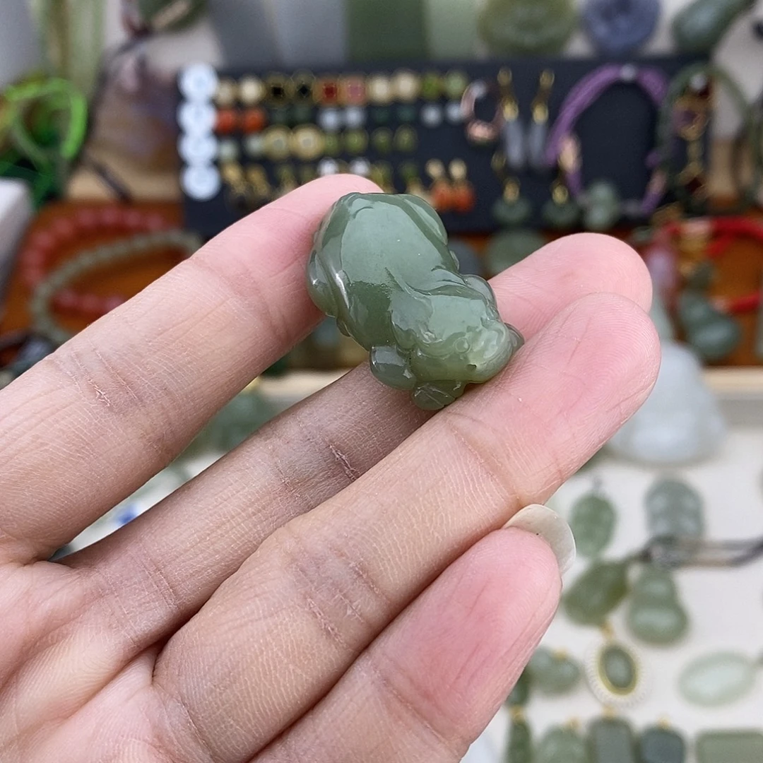 和田玉未镶嵌吊坠(不含链)