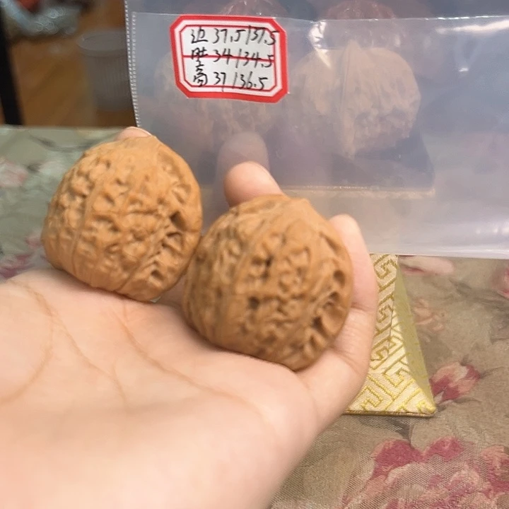 文玩核桃把件非嫁接将军帽