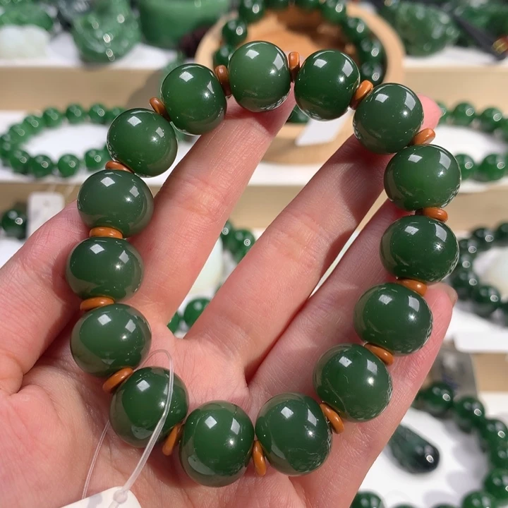 手串未镶嵌和田玉（碧玉）