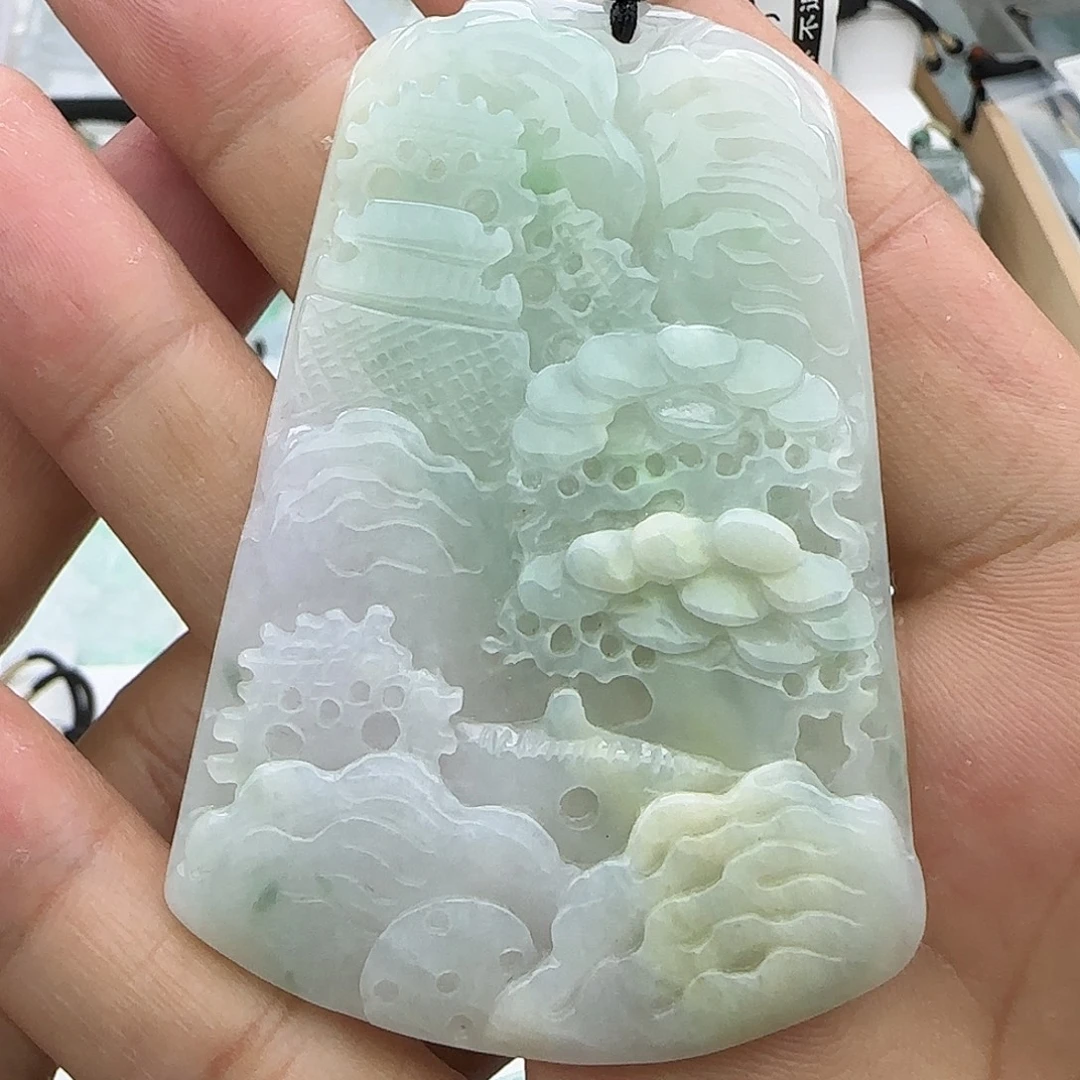 翡翠未镶嵌颈饰翡翠