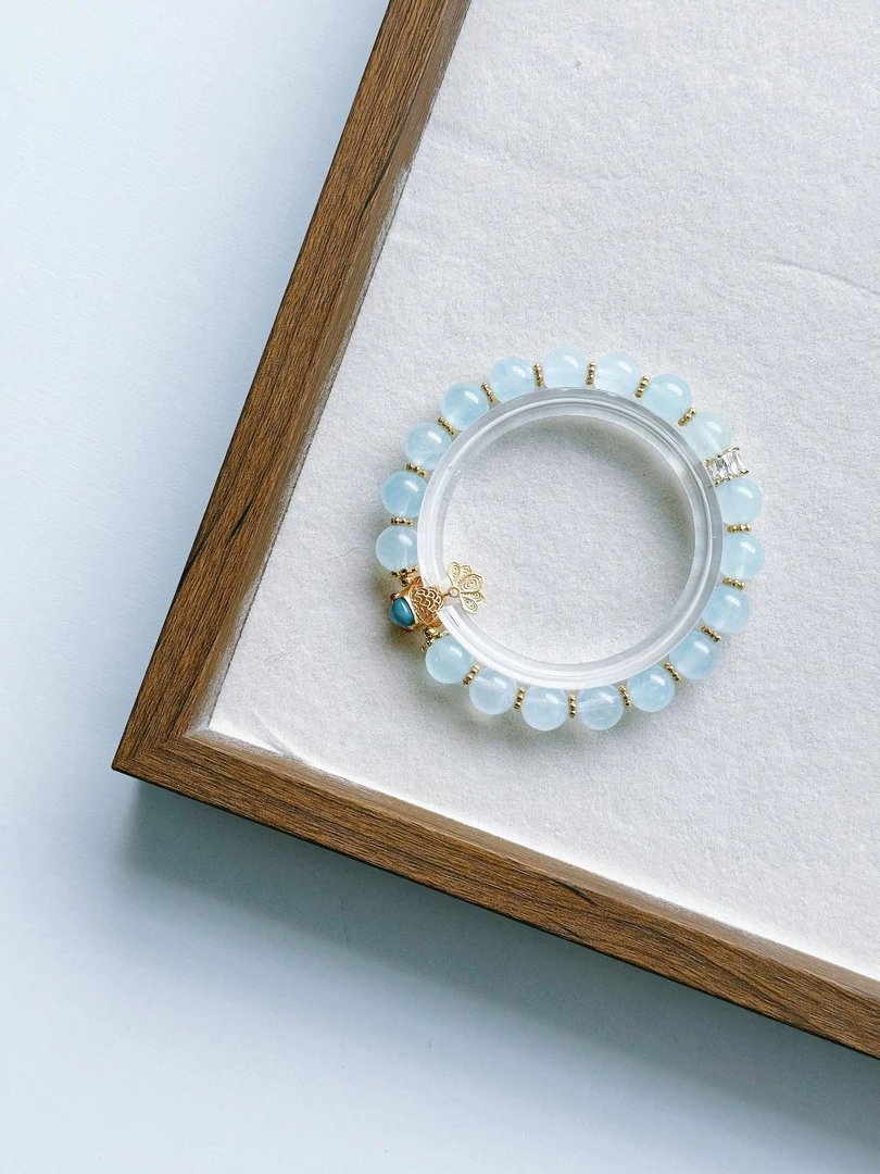 【如鱼得水】天然水晶手串海蓝宝多样性发其一