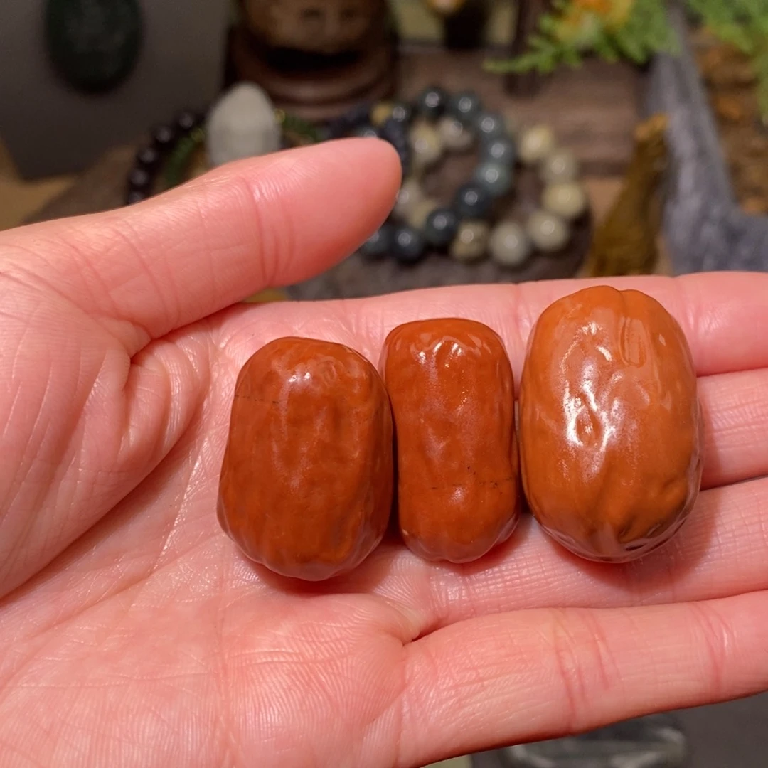 石英质玉（缅黄）颈饰未镶嵌特*一