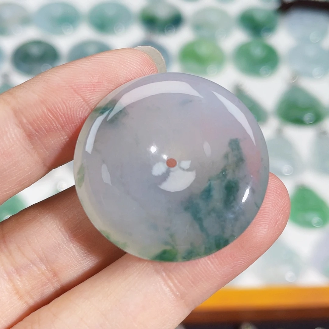 颈饰未镶嵌翡翠吊坠