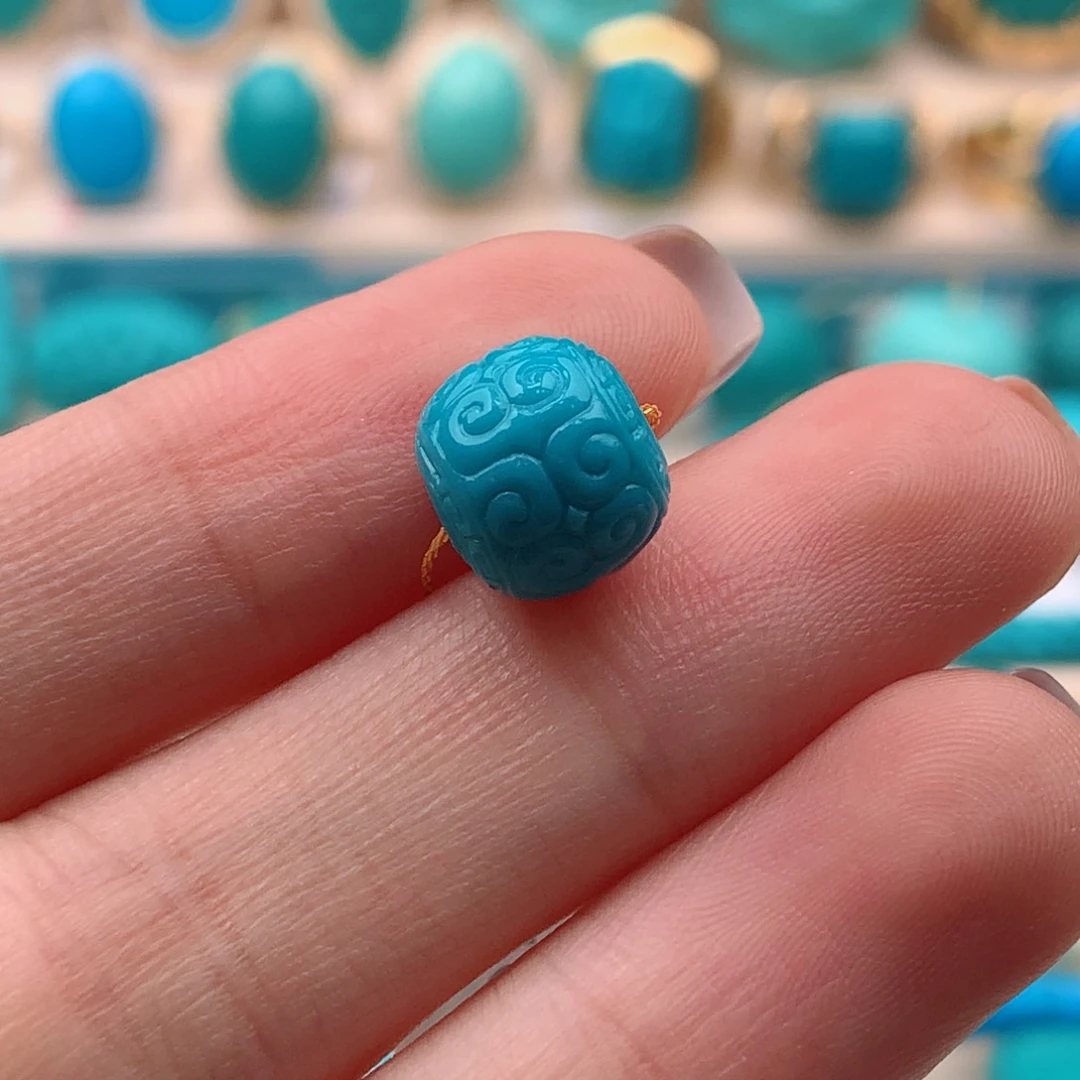 未镶嵌绿松石珠宝奇石