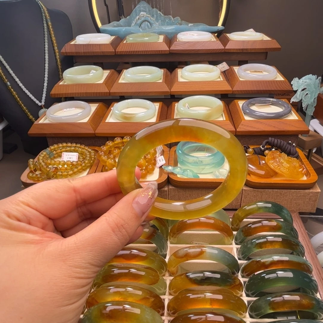 蛇纹石玉未镶嵌58-59