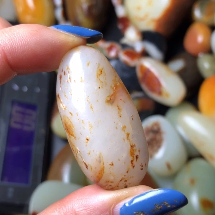 和田玉未镶嵌珠宝奇石