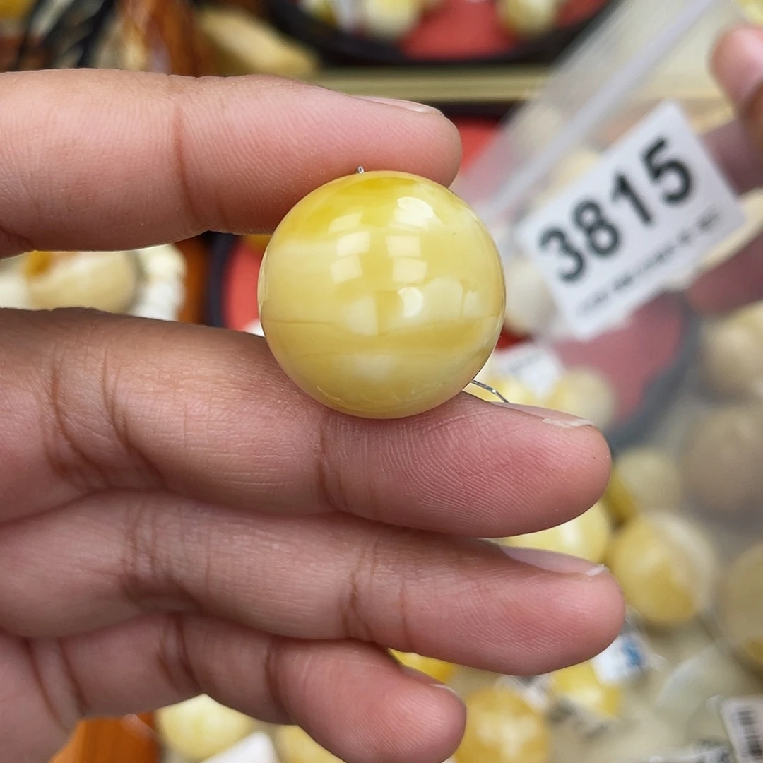 蜜蜡未镶嵌珠宝奇石粉22.3