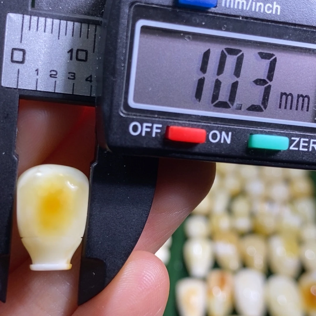 蜜蜡未镶嵌裸石配饰